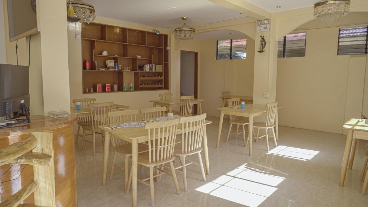 Speed 8 Inn Moalboal Εξωτερικό φωτογραφία