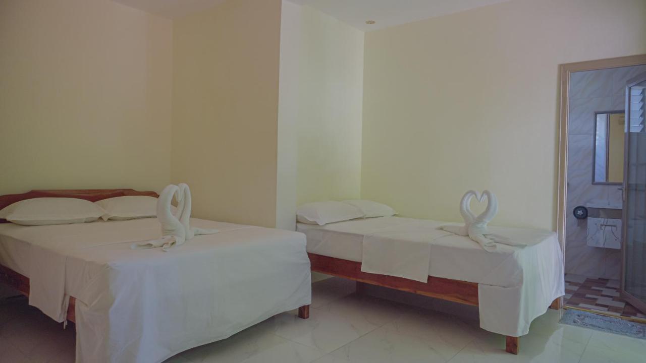 Speed 8 Inn Moalboal Εξωτερικό φωτογραφία